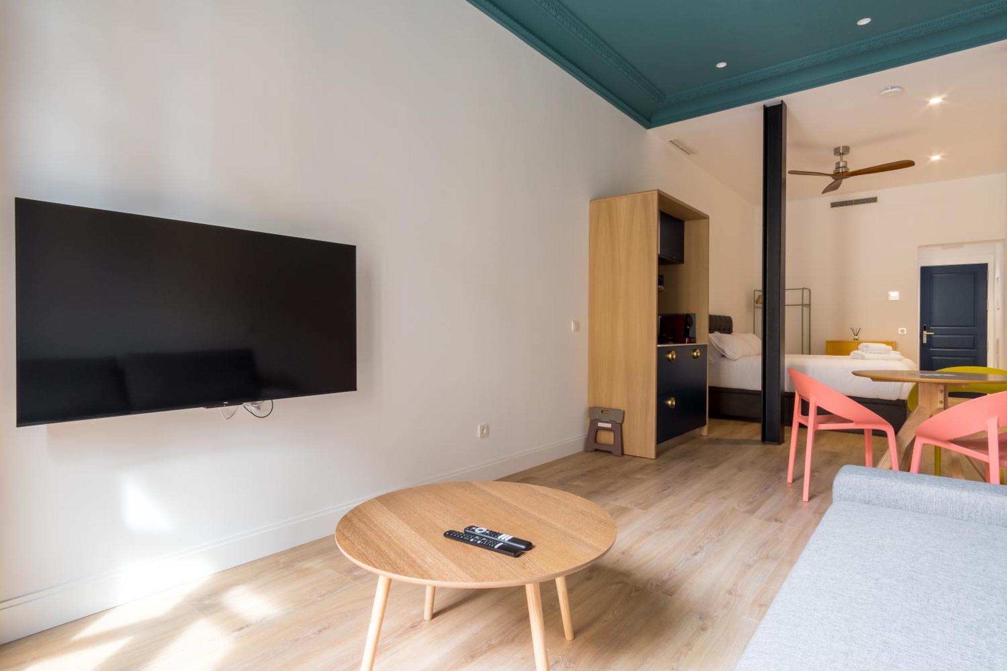 Siete Monos Apartment Madrid Ngoại thất bức ảnh