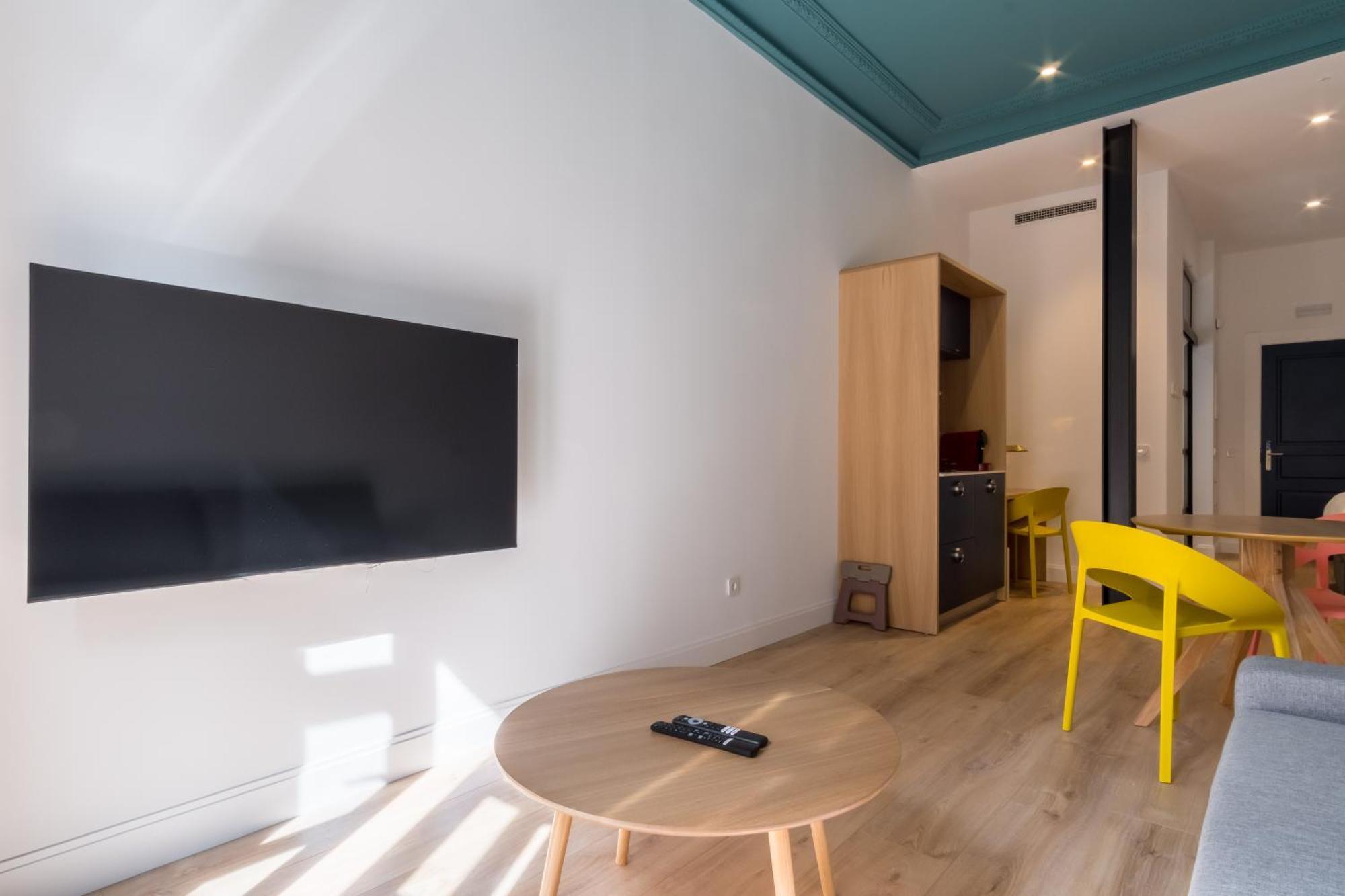 Siete Monos Apartment Madrid Ngoại thất bức ảnh