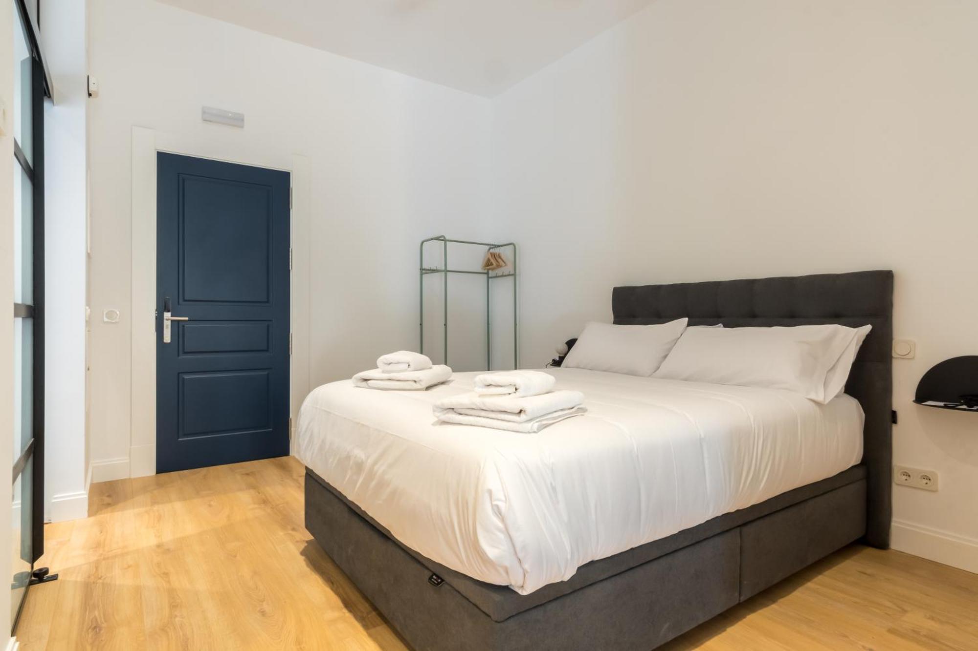 Siete Monos Apartment Madrid Ngoại thất bức ảnh